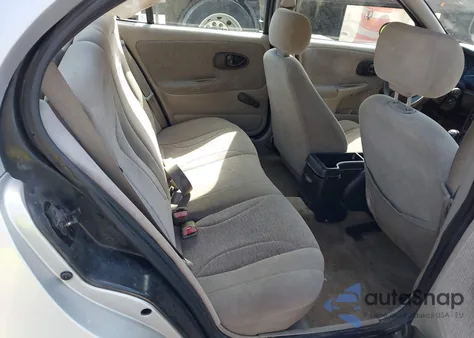 2002 Saturn S-Series Sl from USA, damaged, VIN 1G8ZF52872Z255646